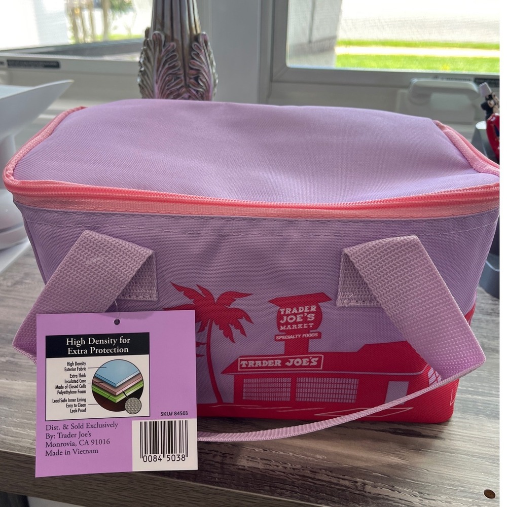 Trader Joe's Mini Insulated Bag Purple Magenta 1.5 Gallon Lunch Tote 84503